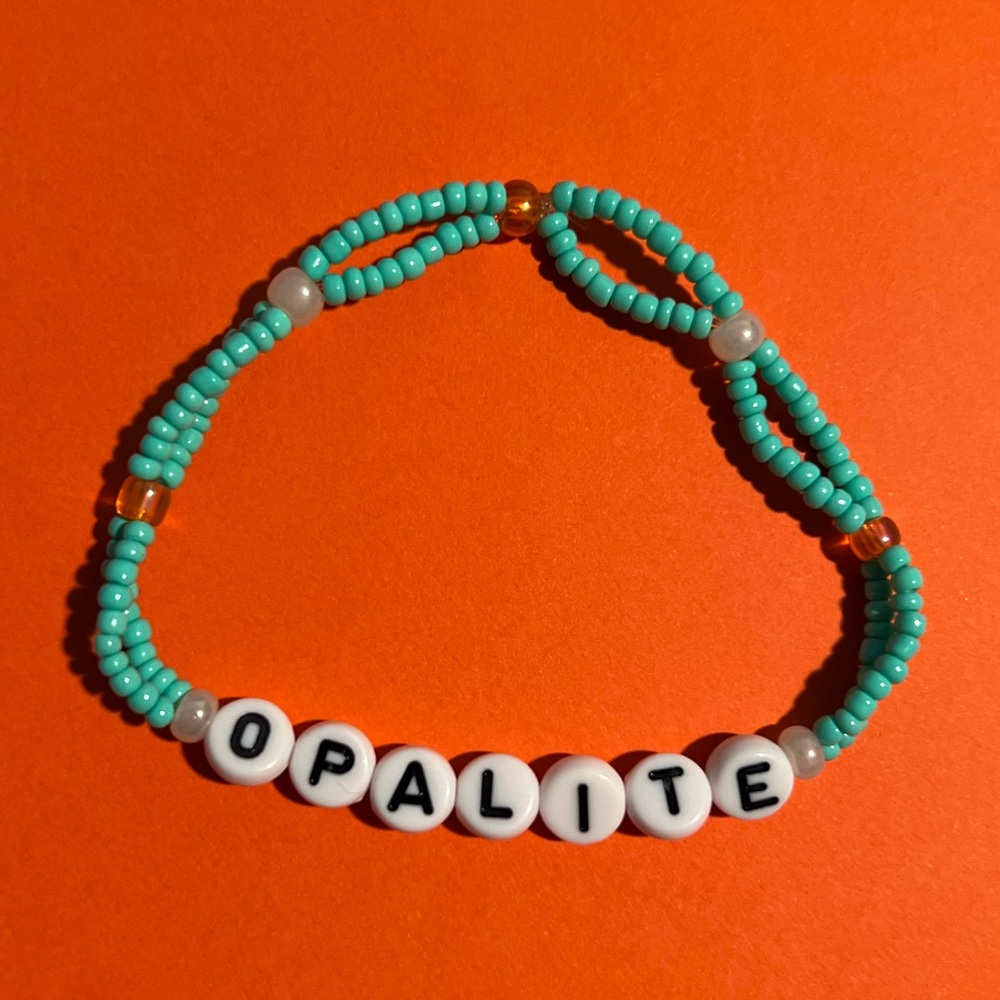 Taylor Swift Turquoise and White Beaded Bracelet